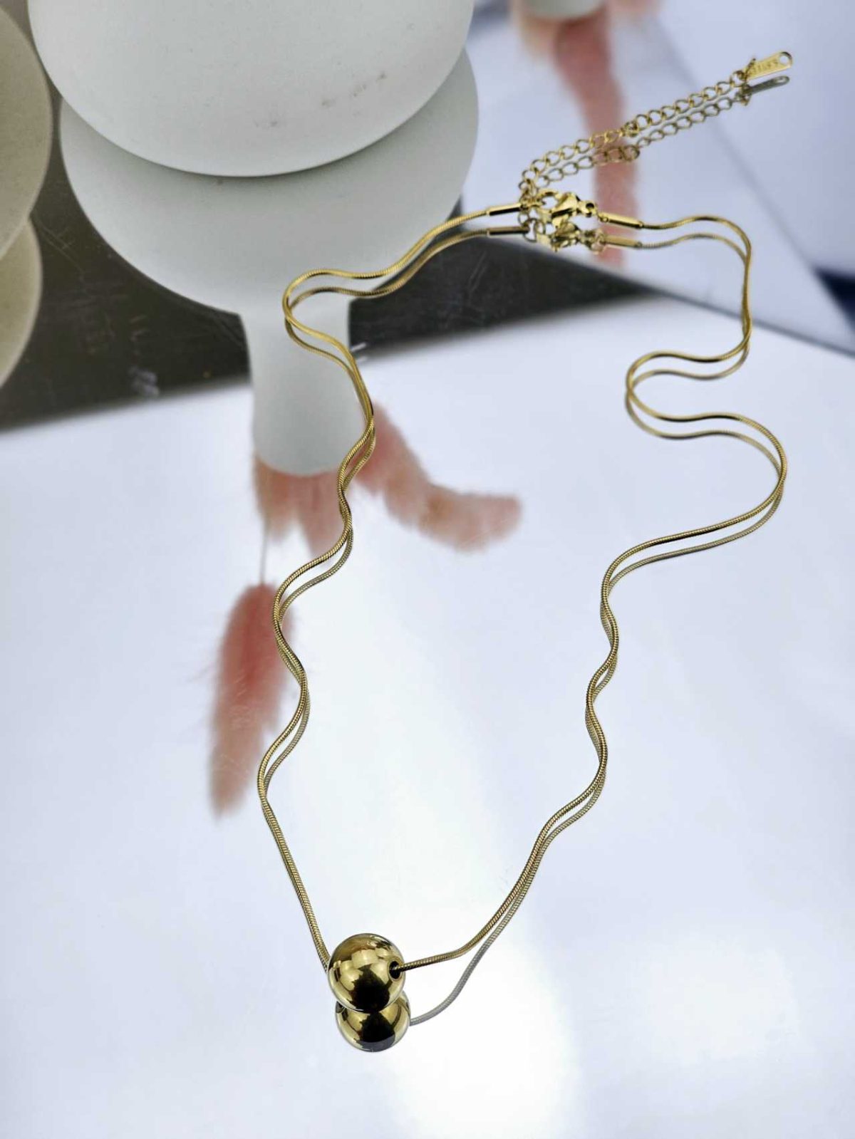 Γυναικείο Κολιέ Gold Ball - Image 1