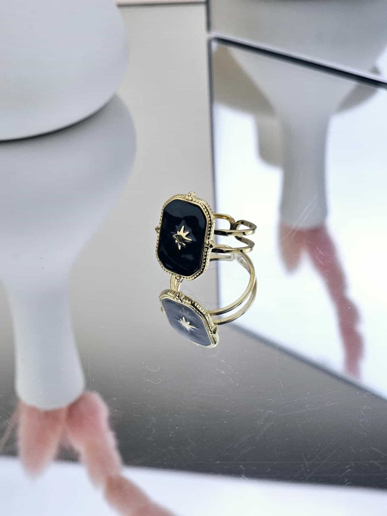 Γυναικείο Δαχτυλίδι Star in Gold