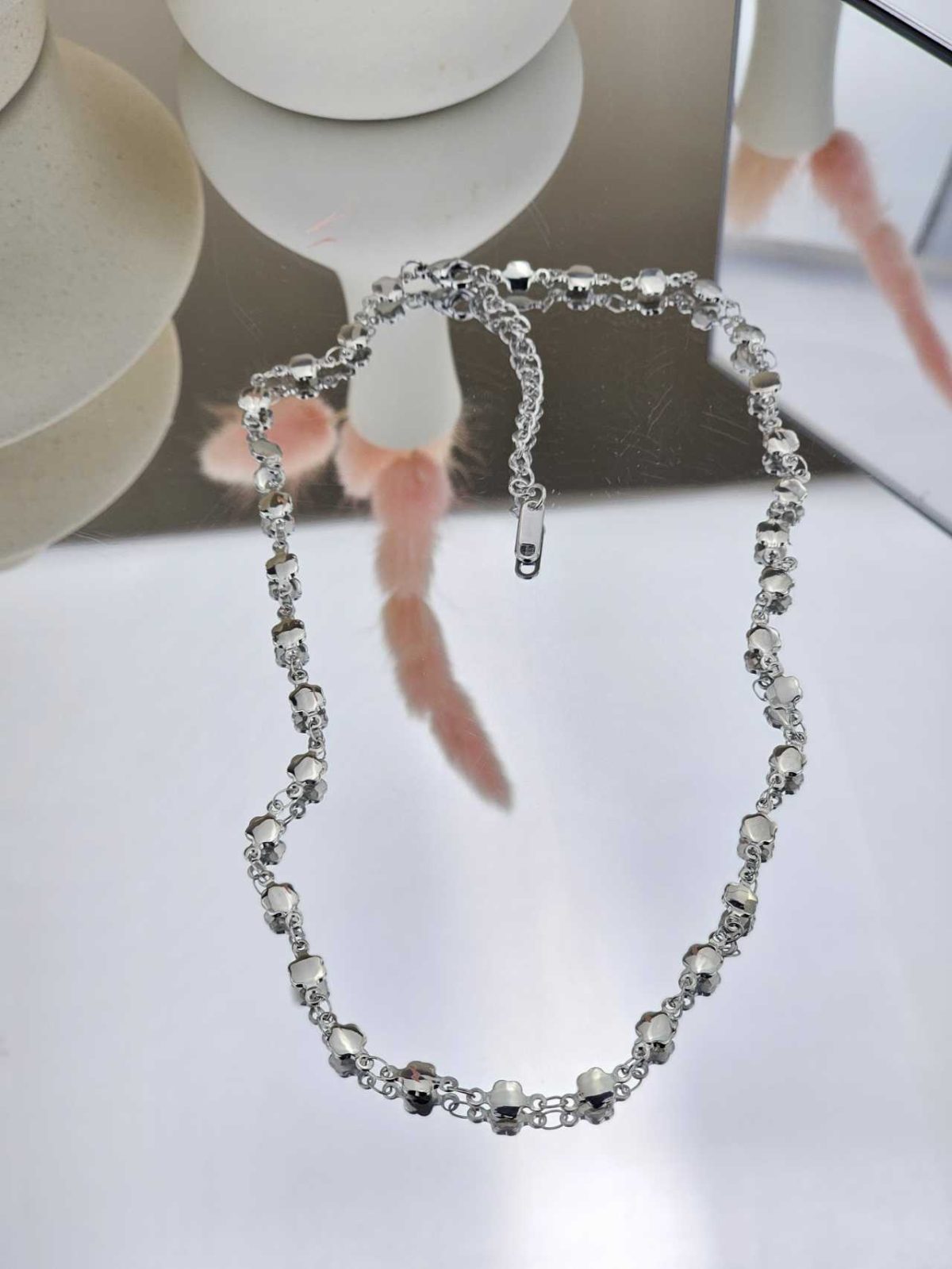 Γυναικείο Κοντό Κολιέ Flowers Chain in Silver