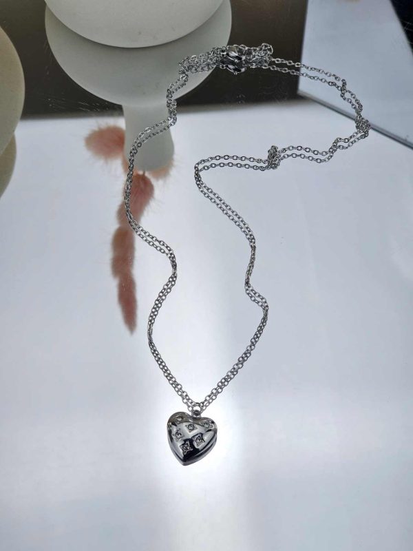 Γυναικείο Κοντό Κολιέ Bold Strassed Heart in Silver