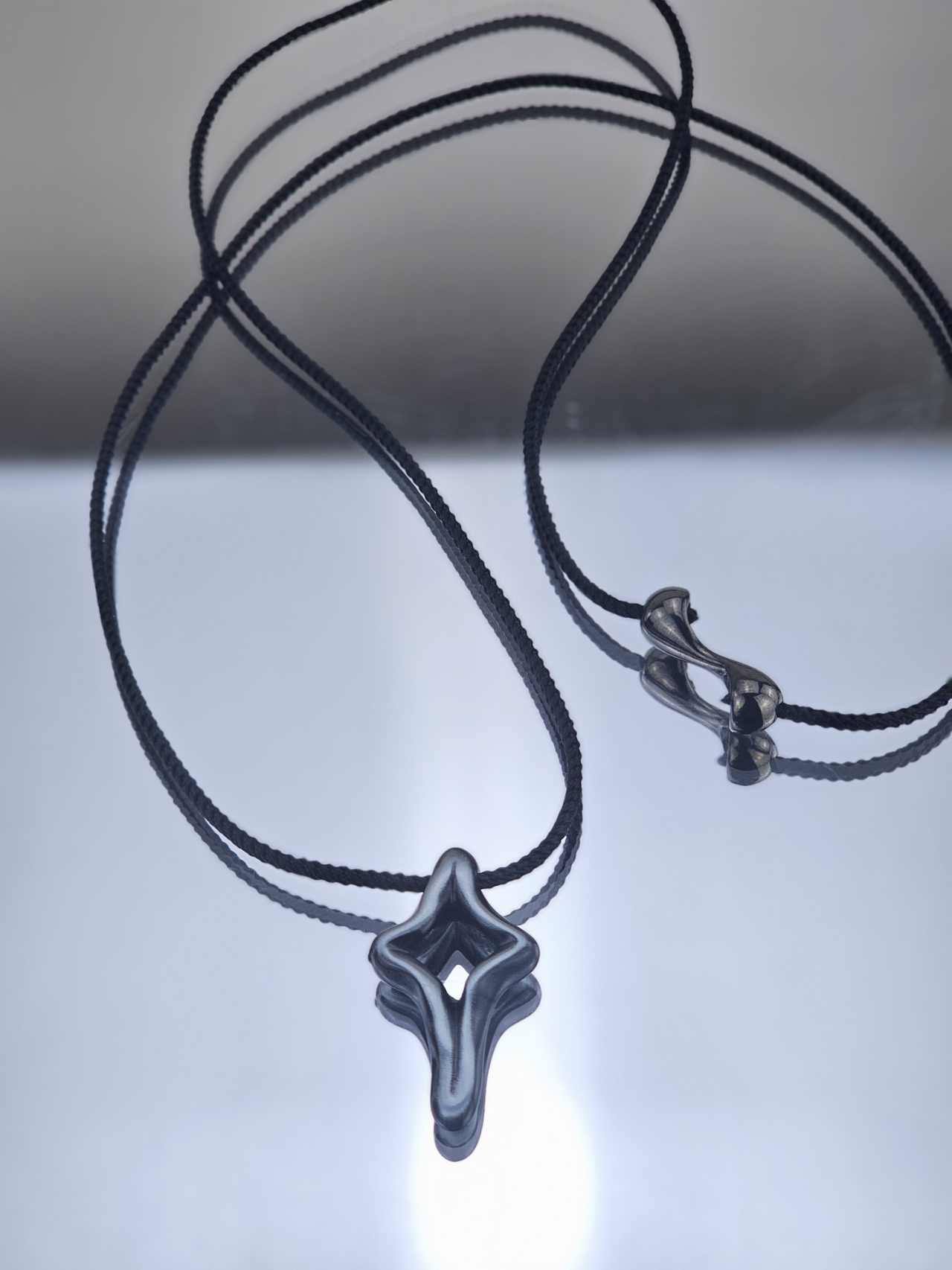 MN12 25 Ανδρικό κολιέ Cross in Silver