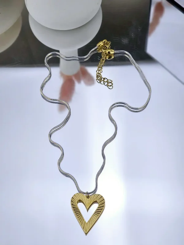 Γυναικείο Κοντό Κολιέ Gold Heart