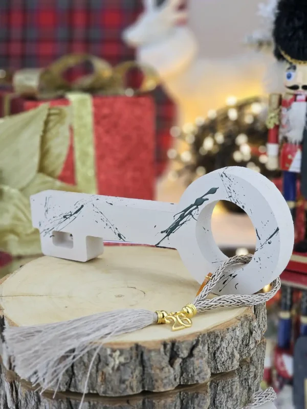 Διακοσμητικό Γούρι Κλειδί Γκρεζ