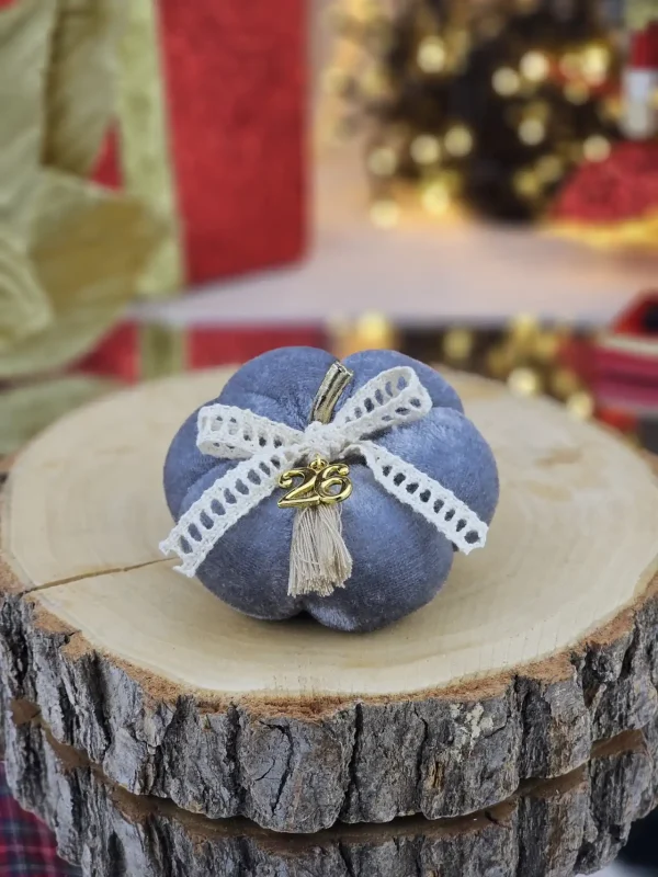 Διακοσμητικό Γούρι Mini Βελούδινη Κολοκύθα Γκρι