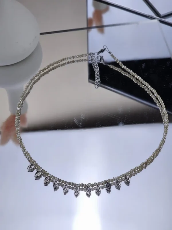 Γυναικείο Κοντό Κολιέ Beige Leaves